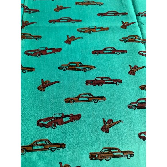 Retro Car Print Cotton Fabric 1/4 yard 44" wide Green & Red - Picture 4 of 4